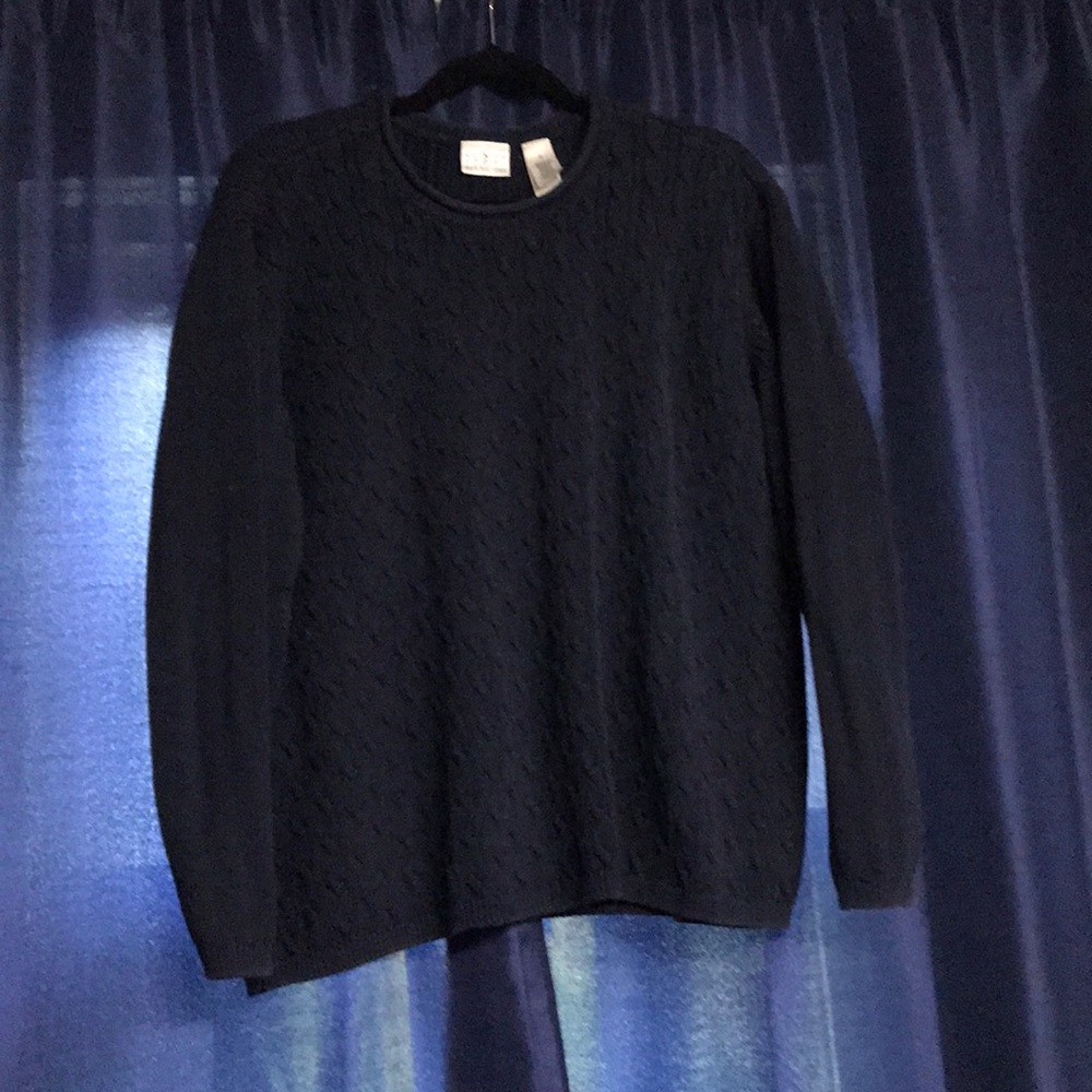 Women’s cable knit sweater